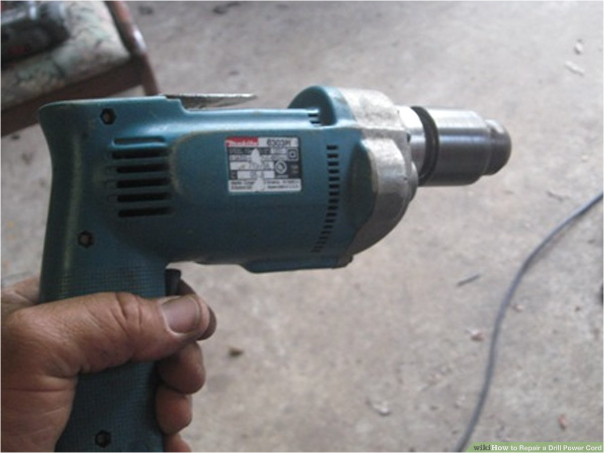 aid2417798 v4 1200px repair a drill power cord step 11 jpg