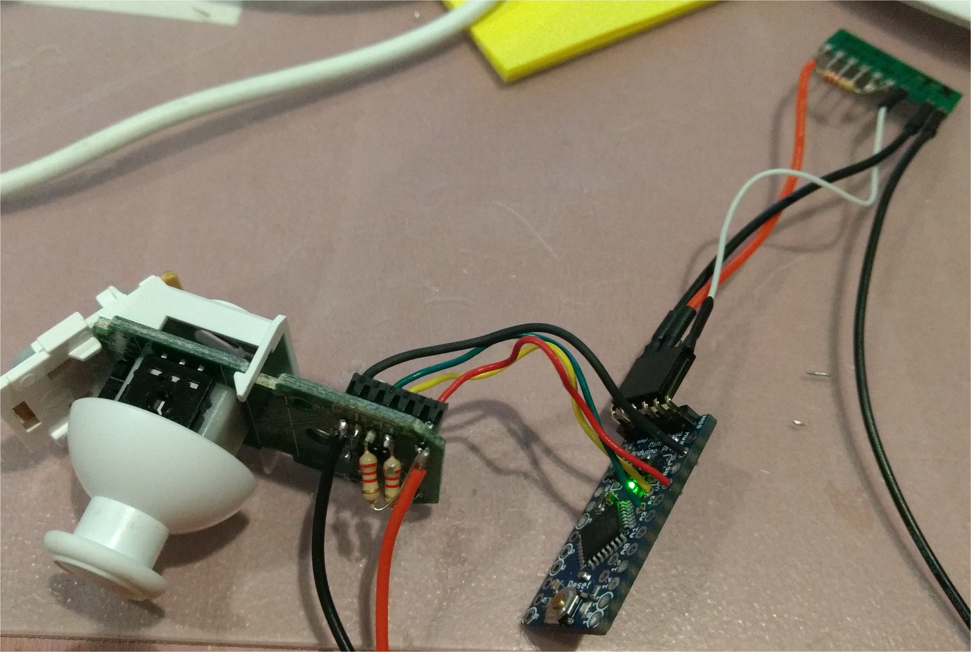 turning a wii nunchuk into an rc car controller