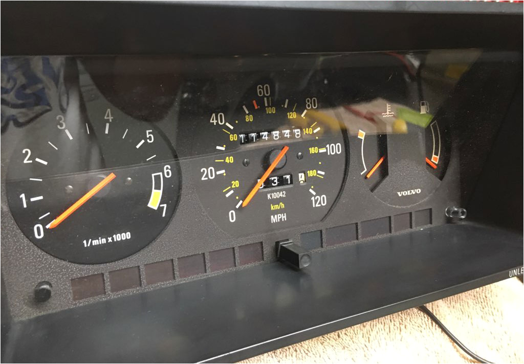 lawrence s began with a 1992 original instrument cluster left pic above he didn t care for the matte black finish inside newer 240 instrument boxes and